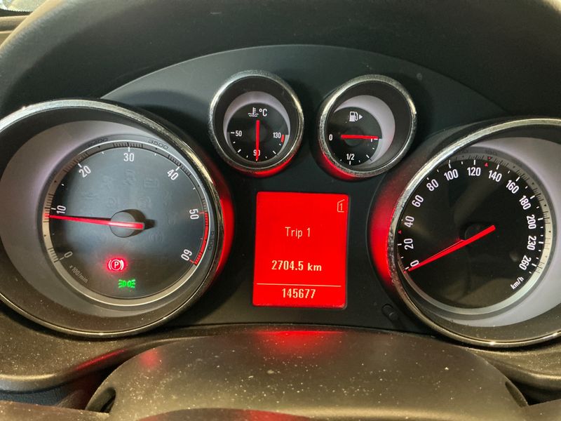 Opel Insignia 2.0 CDTI Edition 2009 – снимка 4