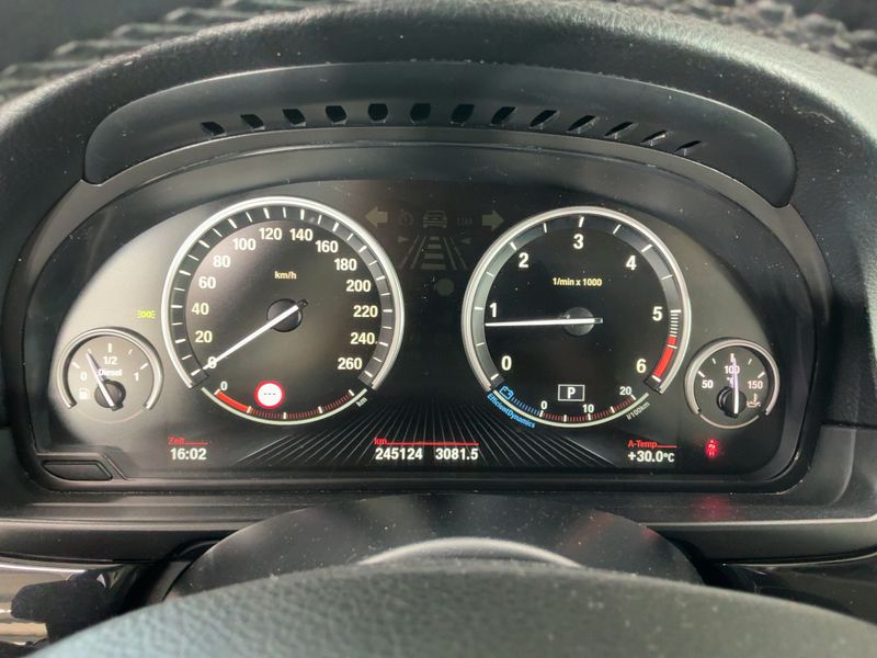 BMW 5er 520d 2013 – снимка 13