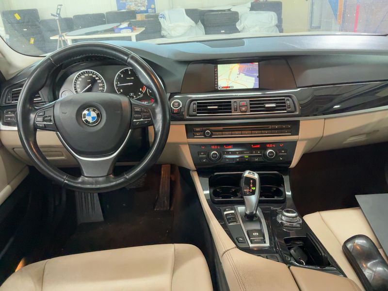 BMW 5er 520d 2013 – снимка 12