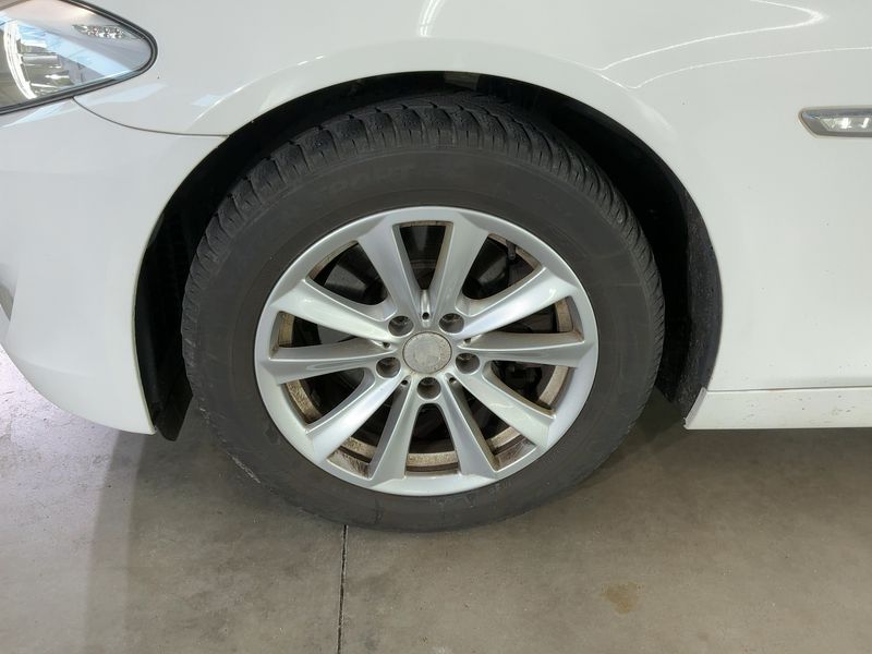 BMW 5er 520d 2013 – снимка 17