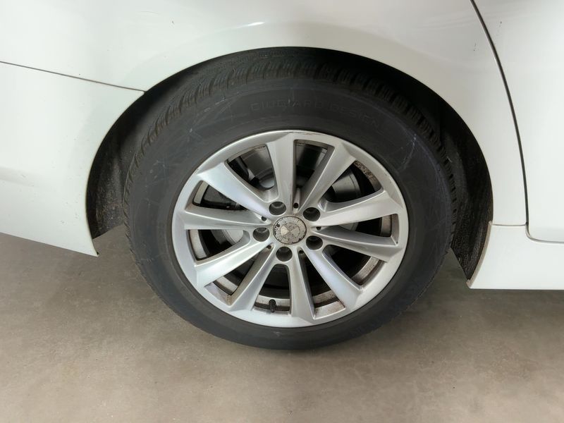 BMW 5er 520d 2013 – снимка 19