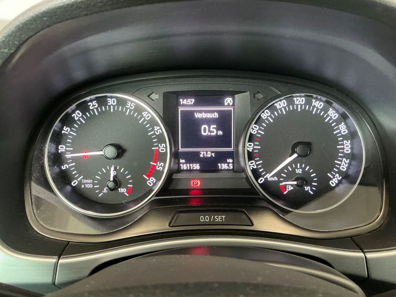 Skoda Fabia 1.4 TDI Ambition 2015 – снимка 19