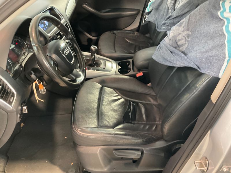 Audi Q5 2.0 TDI quattro 2009 – снимка на щета