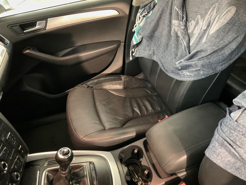 Audi Q5 2.0 TDI quattro 2009 – снимка на щета