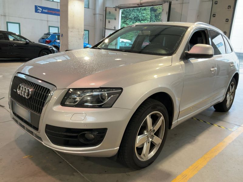 Audi Q5 2.0 TDI quattro 2009 – снимка 1