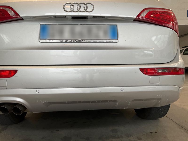Audi Q5 2.0 TDI quattro 2009 – снимка на щета