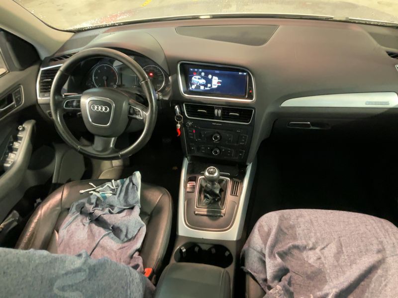 Audi Q5 2.0 TDI quattro 2009 – снимка 12