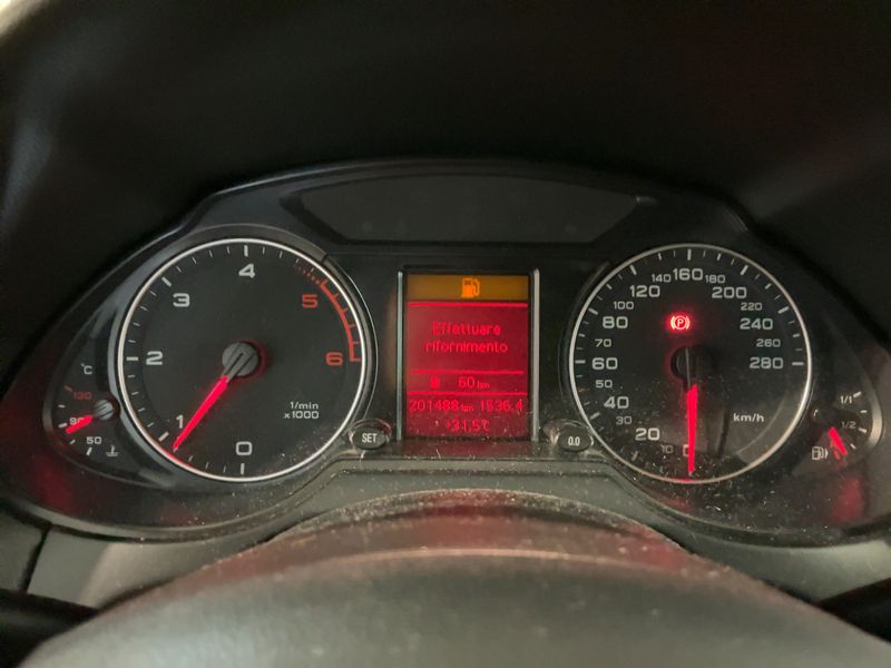 Audi Q5 2.0 TDI quattro 2009 – снимка 13