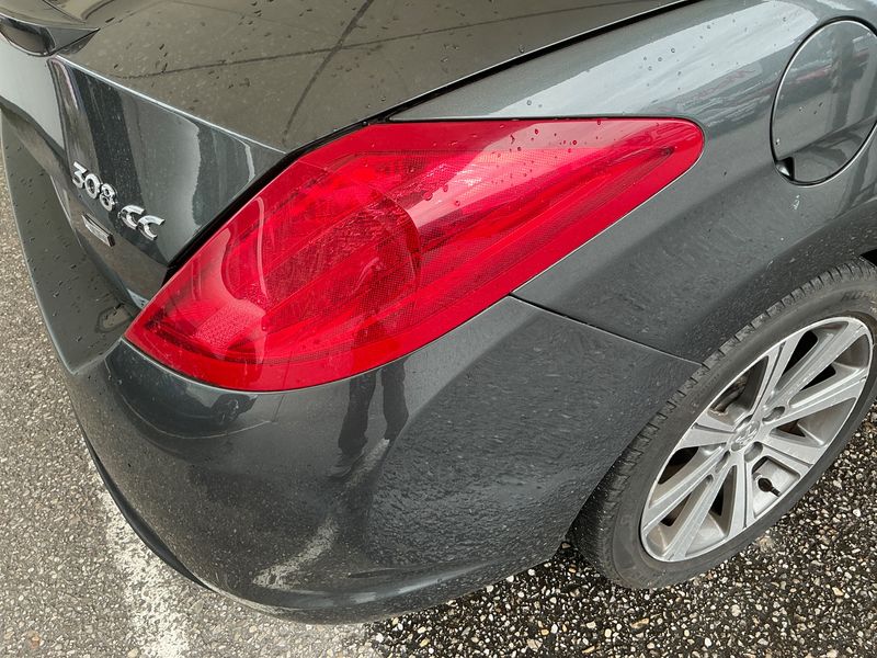 Peugeot 308 1.6 e-HDi Sport Pack 2015 – снимка 33