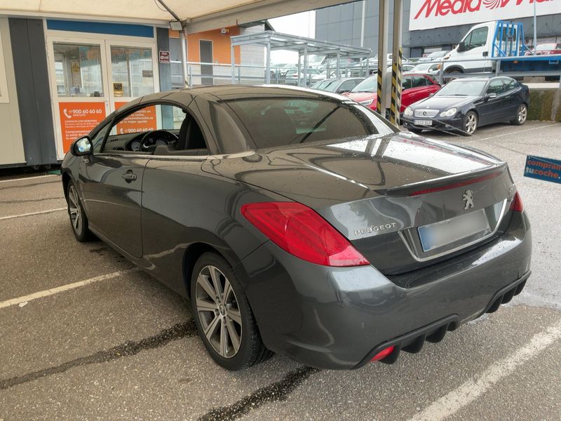 Peugeot 308 1.6 e-HDi Sport Pack 2015 – снимка 6