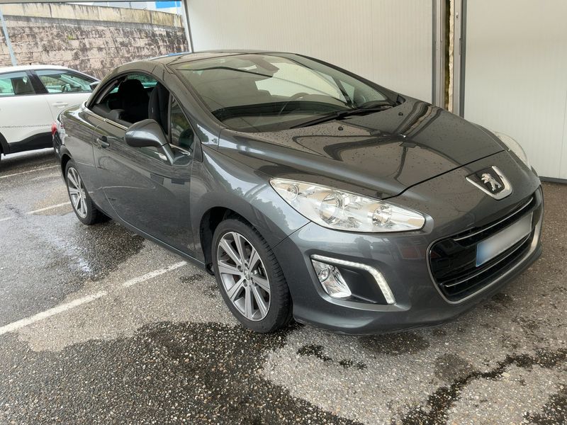 Peugeot 308 1.6 e-HDi Sport Pack 2015 – снимка 12