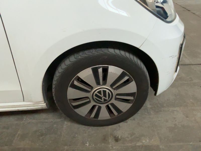 Volkswagen up! electric drive 61 kW e-up! 2020 – снимка 11