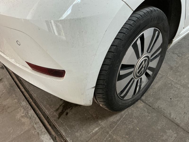 Volkswagen up! electric drive 61 kW e-up! 2020 – снимка 23