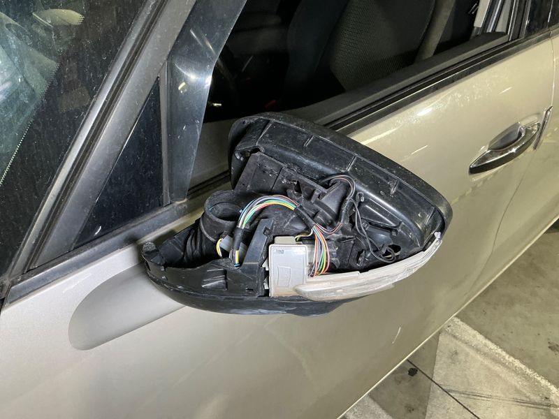 Citroen C4 Grand Picasso 1.6 Blue-HDi Shine 2016 – снимка 32