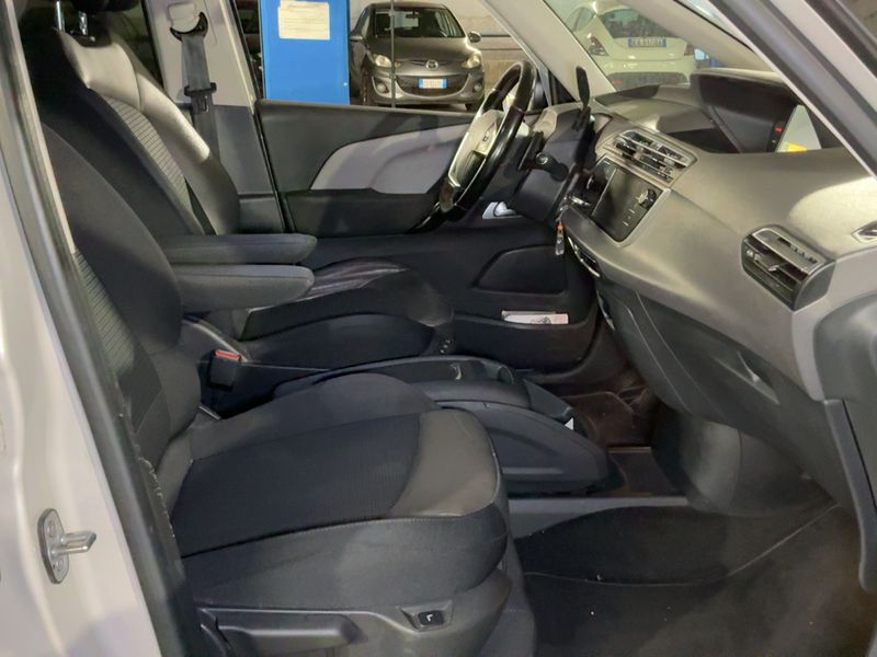 Citroen C4 Grand Picasso 1.6 Blue-HDi Shine 2016 – снимка 16