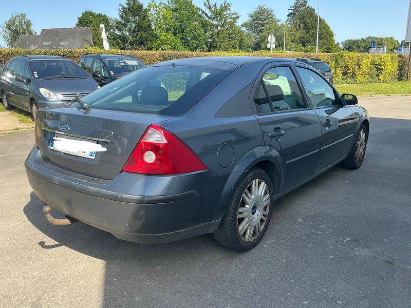 Ford Mondeo 2.0 TDCi TD Titanium 2005 – снимка 2
