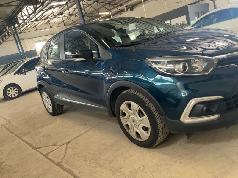 Renault Captur 1.5 dCi Business 2019 – снимка 12