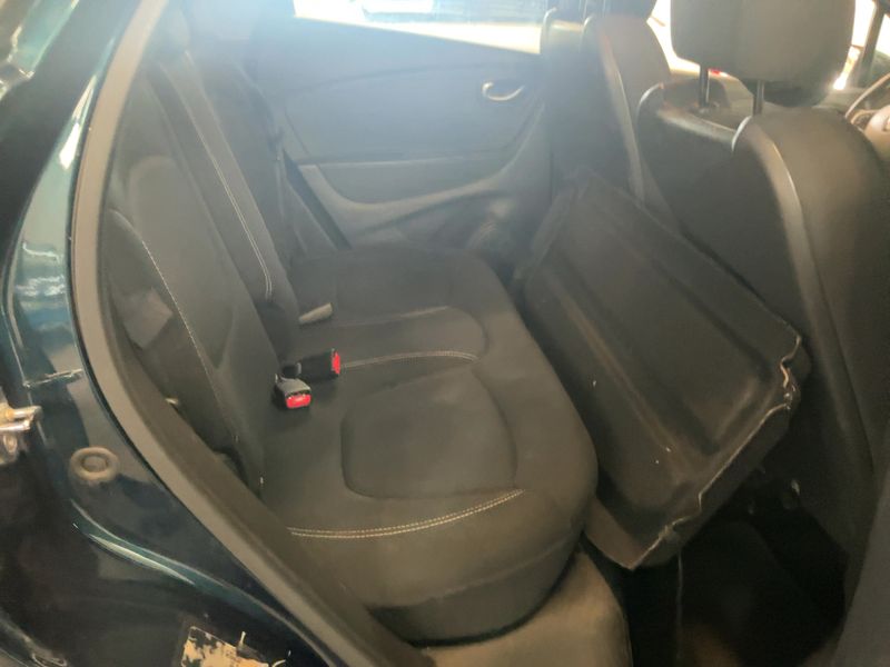Renault Captur 1.5 dCi Business 2019 – снимка 19