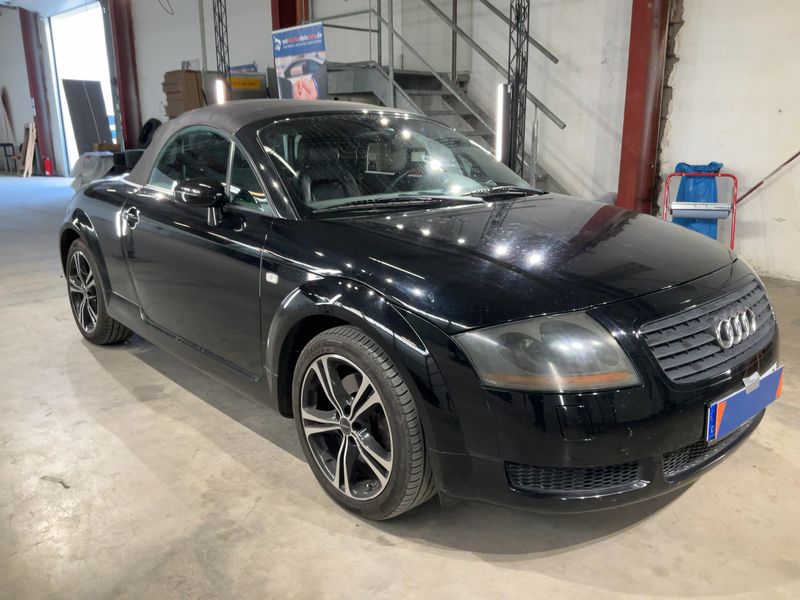 Audi TT 1.8 Turbo Roadster 2001 – снимка 12