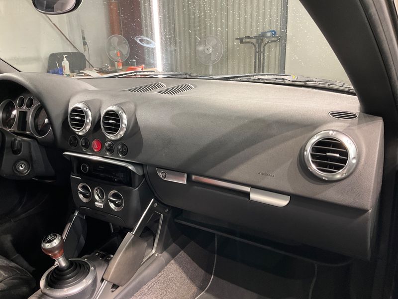 Audi TT 1.8 Turbo Roadster 2001 – снимка 27