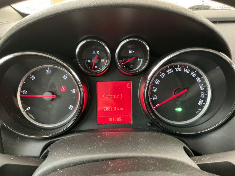 Opel Astra 1.3 CDTI Enjoy 2010 – снимка 4