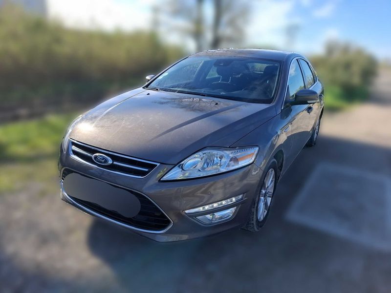 Ford Mondeo 1.6 TDCi Titanium 2012 – снимка 2