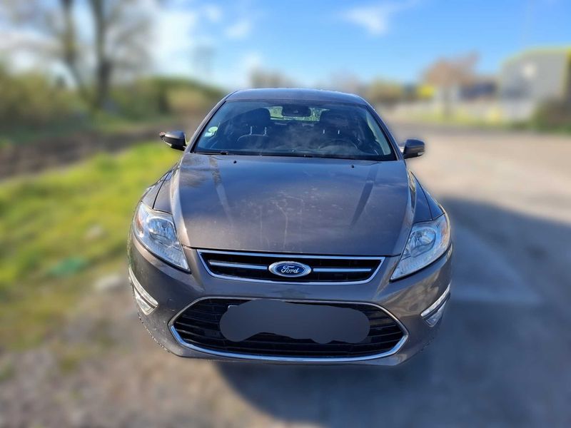 Ford Mondeo 1.6 TDCi Titanium 2012 – снимка 7