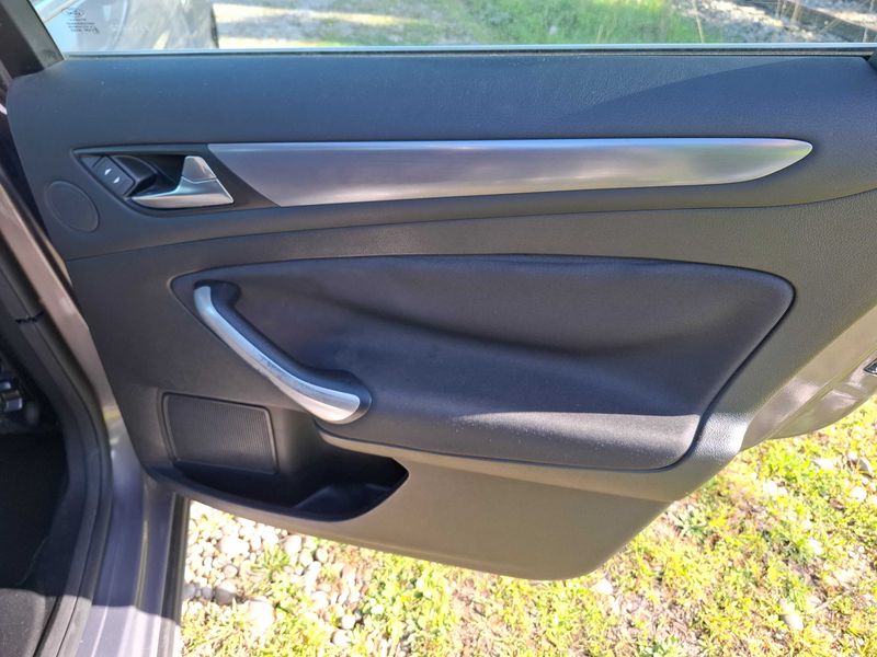 Ford Mondeo 1.6 TDCi Titanium 2012 – снимка 50