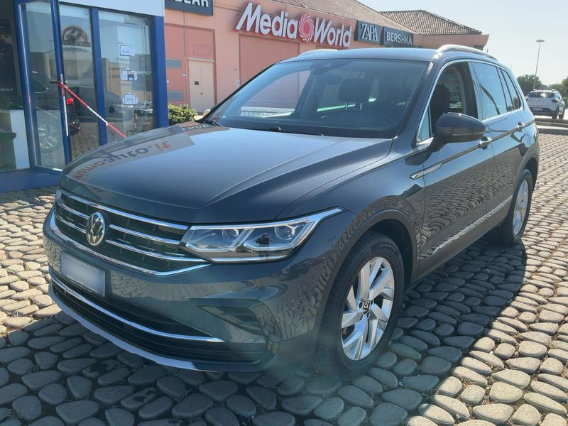 Volkswagen Tiguan 2.0 TDI Elegance 4Motion 2021 – снимка 1