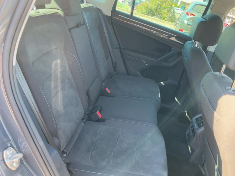 Volkswagen Tiguan 2.0 TDI Elegance 4Motion 2021 – снимка 19