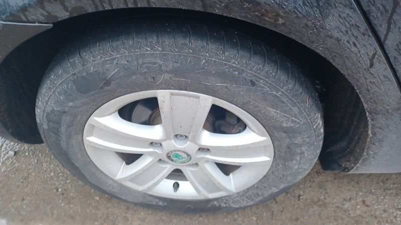 Skoda Octavia 1.2 TSI Active 2012 – снимка 16