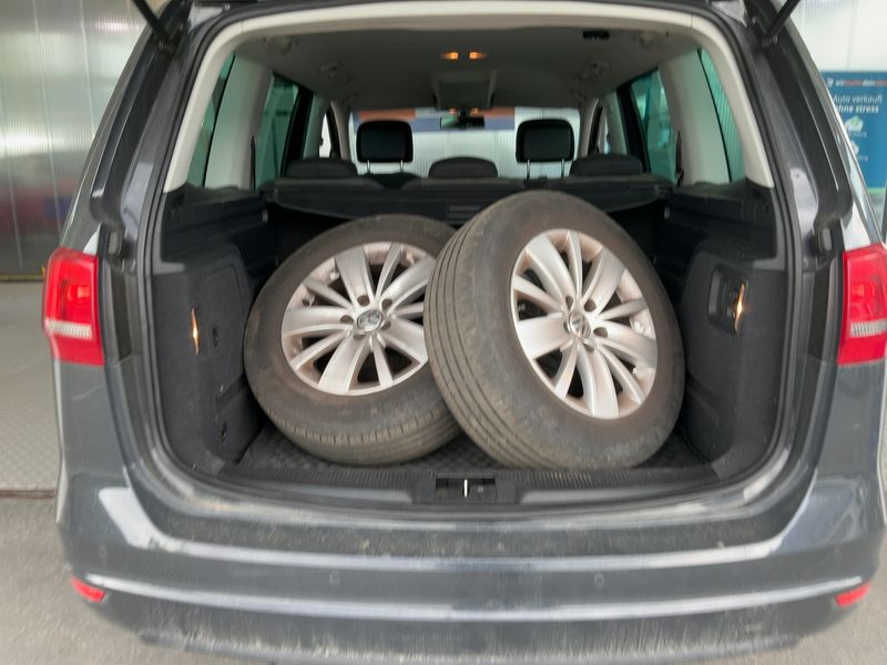 Volkswagen Sharan 2.0 TDI Comfortline 4Motion BlueMotion Tech 2012 – снимка 16