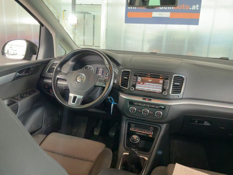 Volkswagen Sharan 2.0 TDI Comfortline 4Motion BlueMotion Tech 2012 – снимка 18