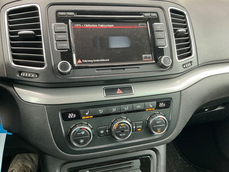 Volkswagen Sharan 2.0 TDI Comfortline 4Motion BlueMotion Tech 2012 – снимка 31