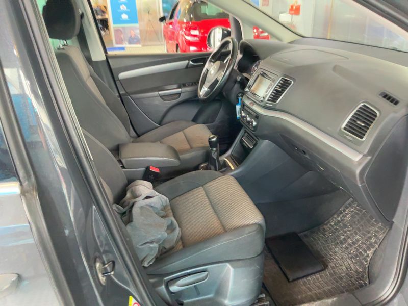 Volkswagen Sharan 2.0 TDI Comfortline 4Motion BlueMotion Tech 2012 – снимка 17