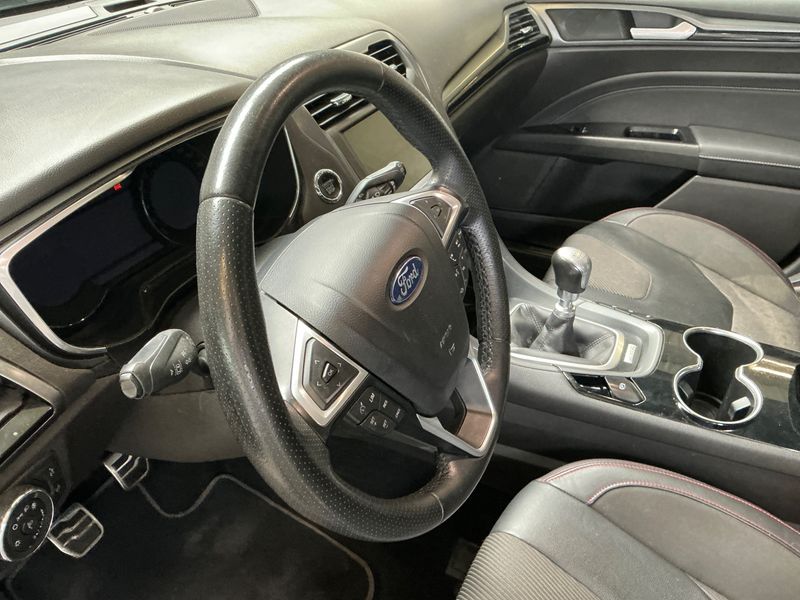 Ford Mondeo 1.5 EcoBoost ST-Line 2017 – снимка 28