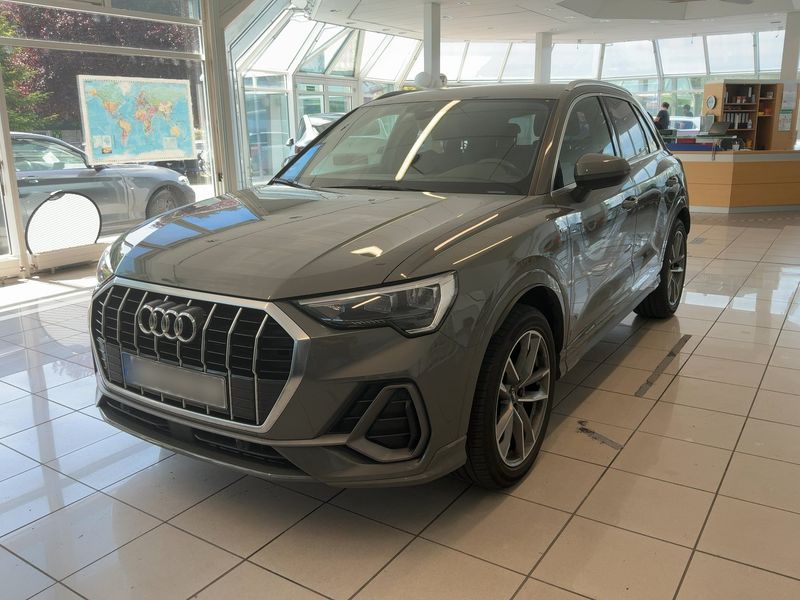 Audi Q3 35 TFSI S line 2019 – снимка 1
