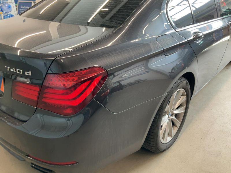 BMW 7er 740d xDrive 2014 – снимка 8