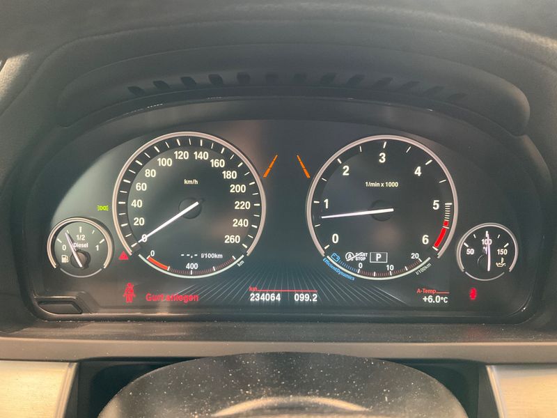 BMW 7er 740d xDrive 2014 – снимка 18