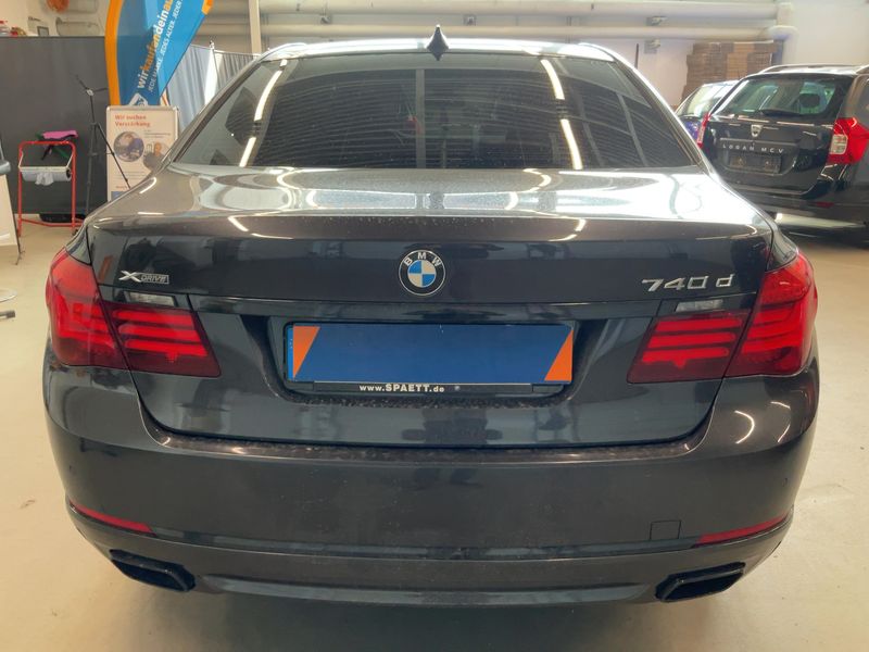 BMW 7er 740d xDrive 2014 – снимка 7