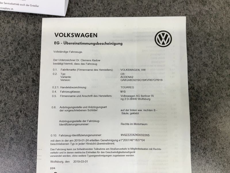 Volkswagen Touareg 3.0 V6 TDI R-Line 4Motion 2019 – снимка 22