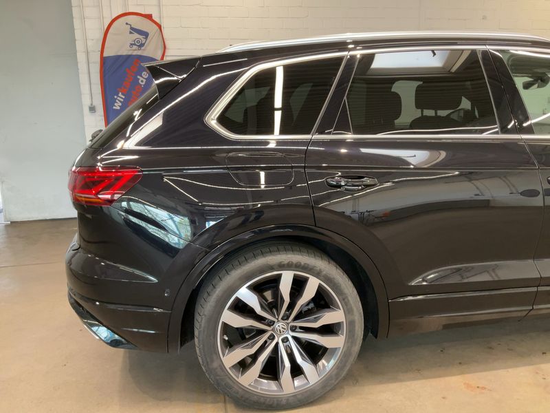 Volkswagen Touareg 3.0 V6 TDI R-Line 4Motion 2019 – снимка 8
