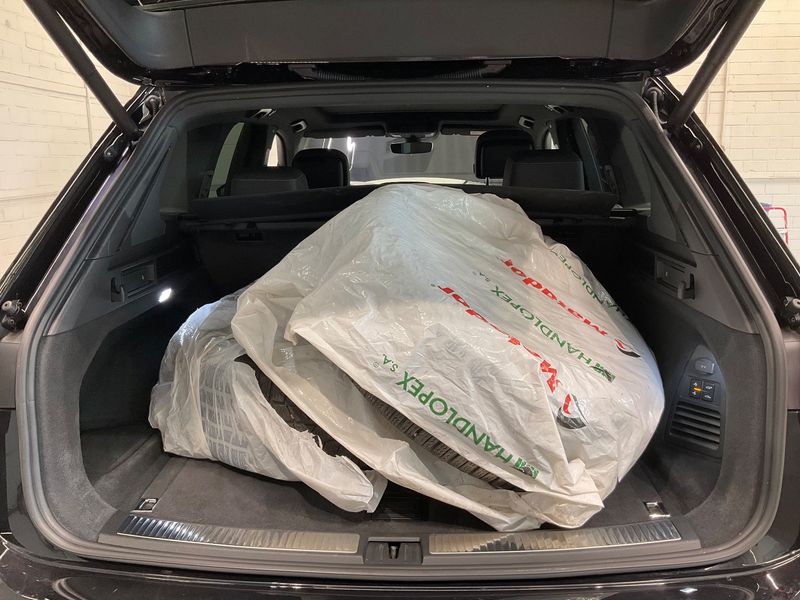 Volkswagen Touareg 3.0 V6 TDI R-Line 4Motion 2019 – снимка 16