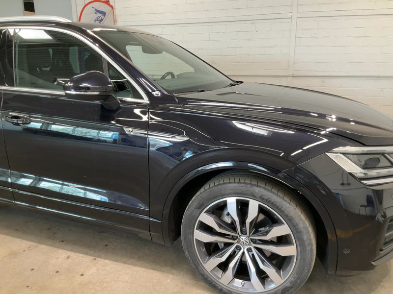 Volkswagen Touareg 3.0 V6 TDI R-Line 4Motion 2019 – снимка 12