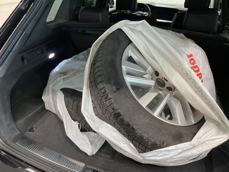 Volkswagen Touareg 3.0 V6 TDI R-Line 4Motion 2019 – снимка 15