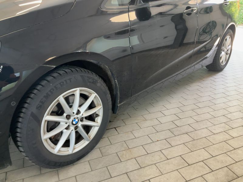 BMW 2er 218i Active Tourer Advantage 2016 – снимка 2