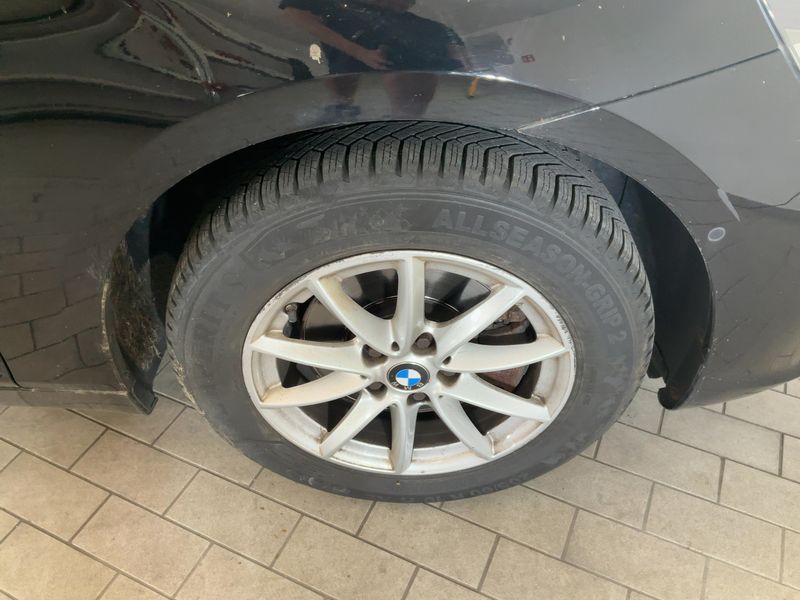 BMW 2er 218i Active Tourer Advantage 2016 – снимка 11