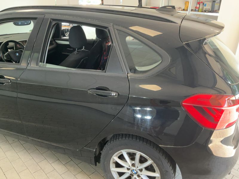 BMW 2er 218i Active Tourer Advantage 2016 – снимка 6