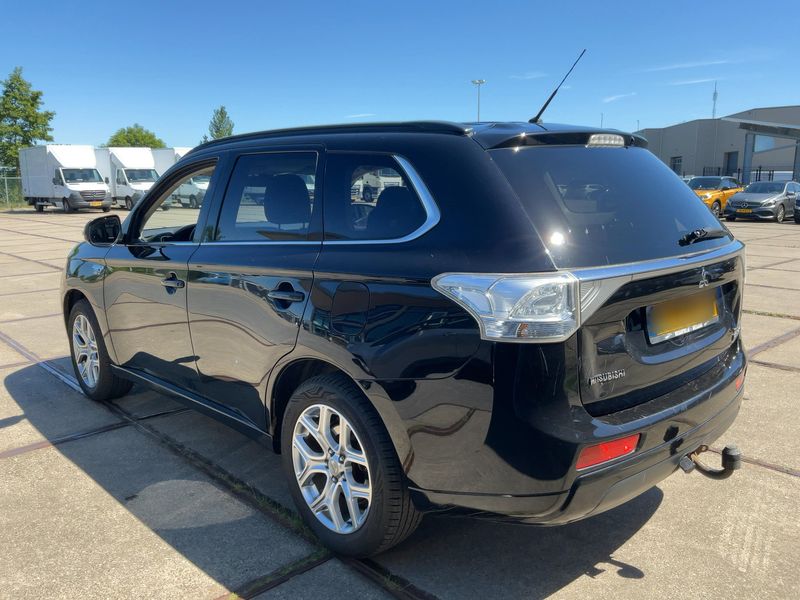 Mitsubishi Outlander 2.0 PHEV PHEV Instyle 4WD 2014 – снимка 6
