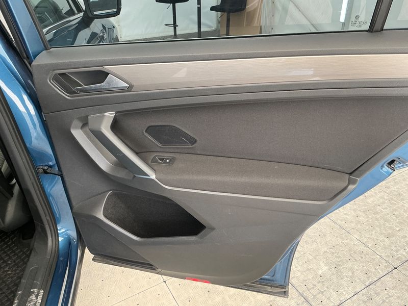 Volkswagen Tiguan Allspace 2.0 TDI Comfortline 4Motion 2018 – снимка 27